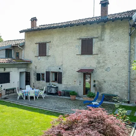 Nyaraló Casa La Barancina *